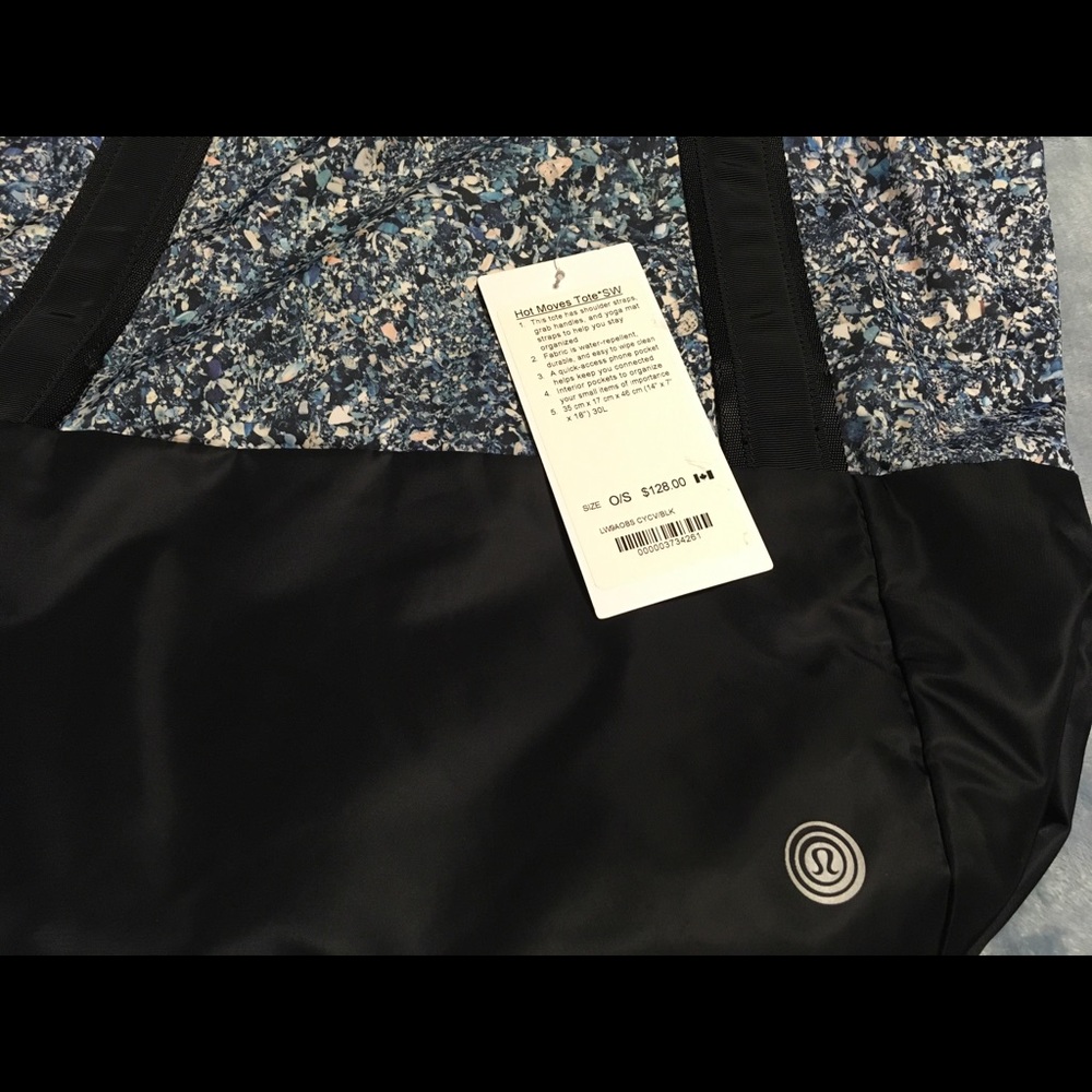 Lululemon 2017 Seawheeze Hot Moves Tote